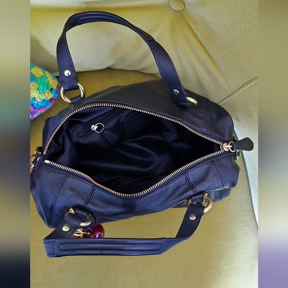 Black Coach Campbell Satchel w/ Gold Hardware (24690) - Picture 6 of 7